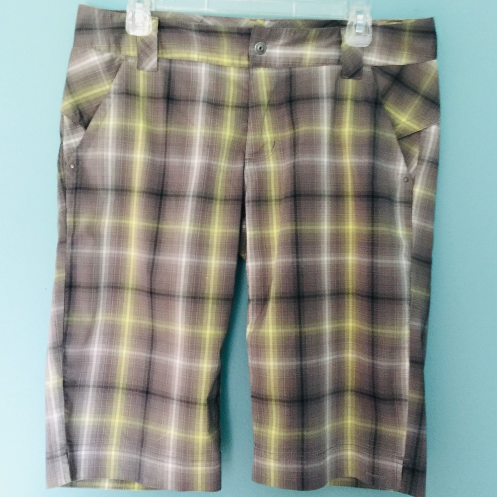 Columbia grt Bermuda Shorts Grey Plaid Golf Sz 10